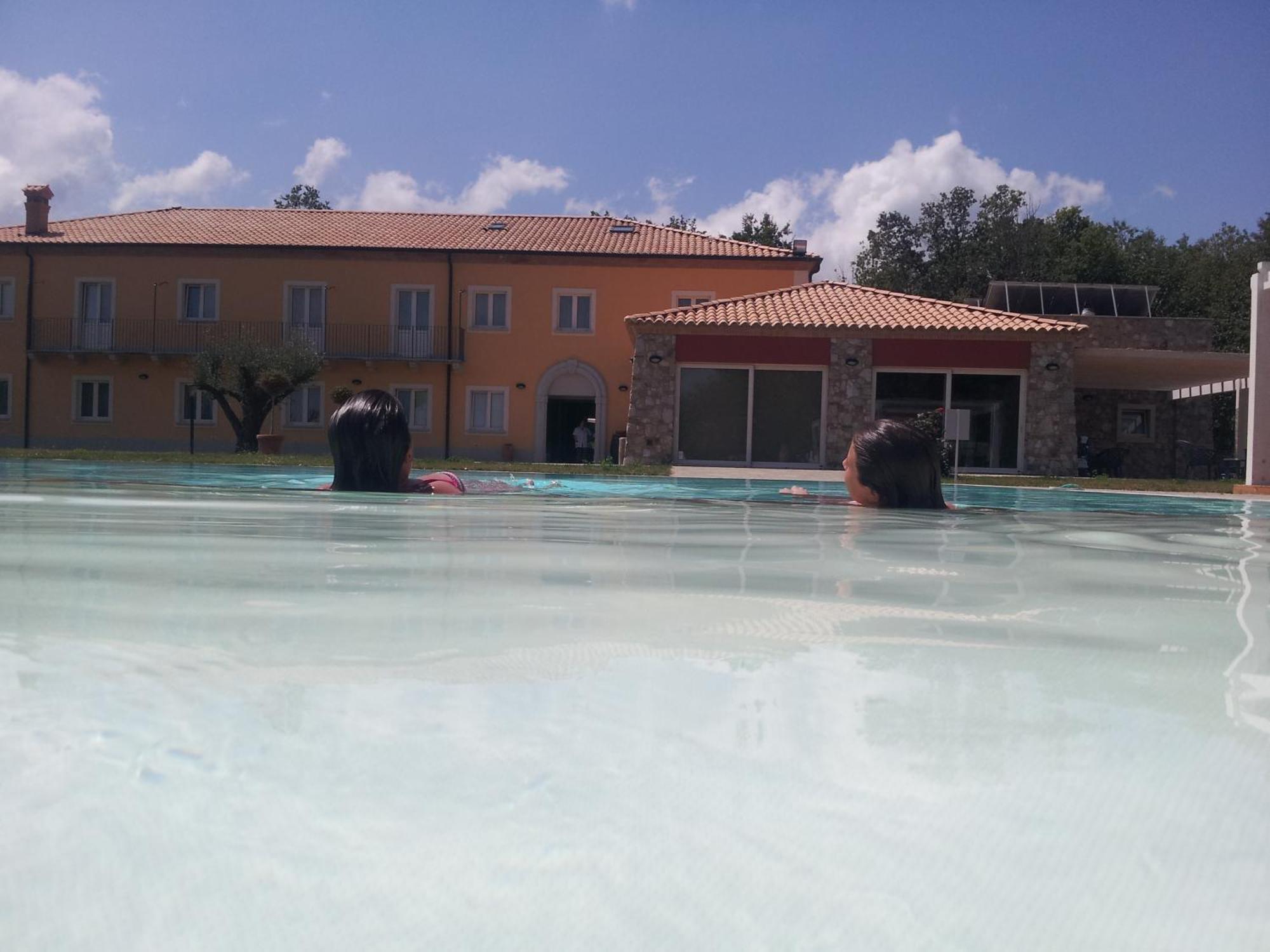Agriturismo Creta Rossa Torre di Ruggiero Eksteriør billede