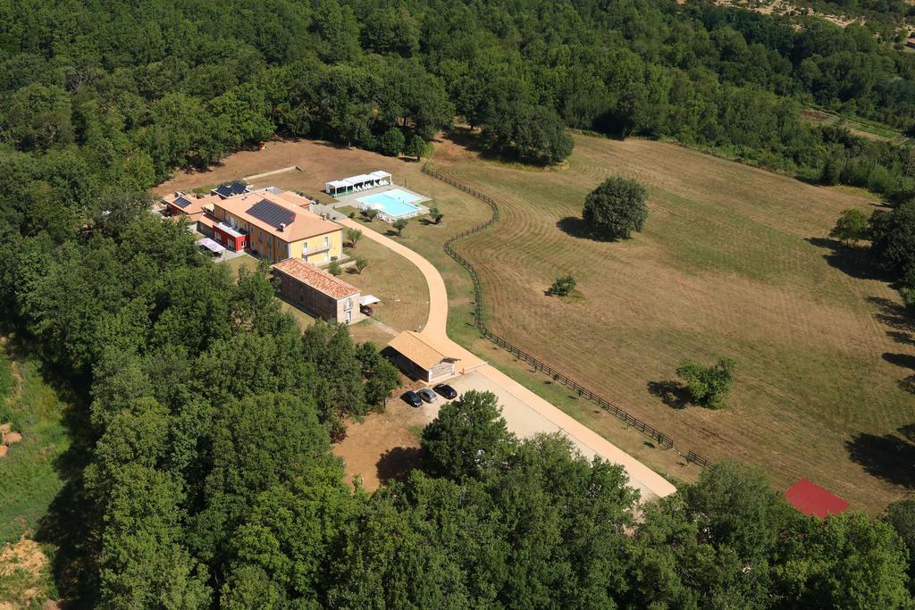 Agriturismo Creta Rossa Torre di Ruggiero Eksteriør billede